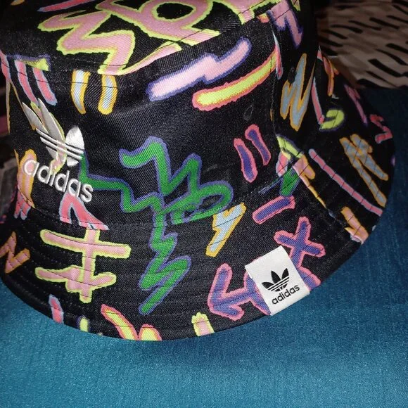 Bucket hat - Picture 2 of 2